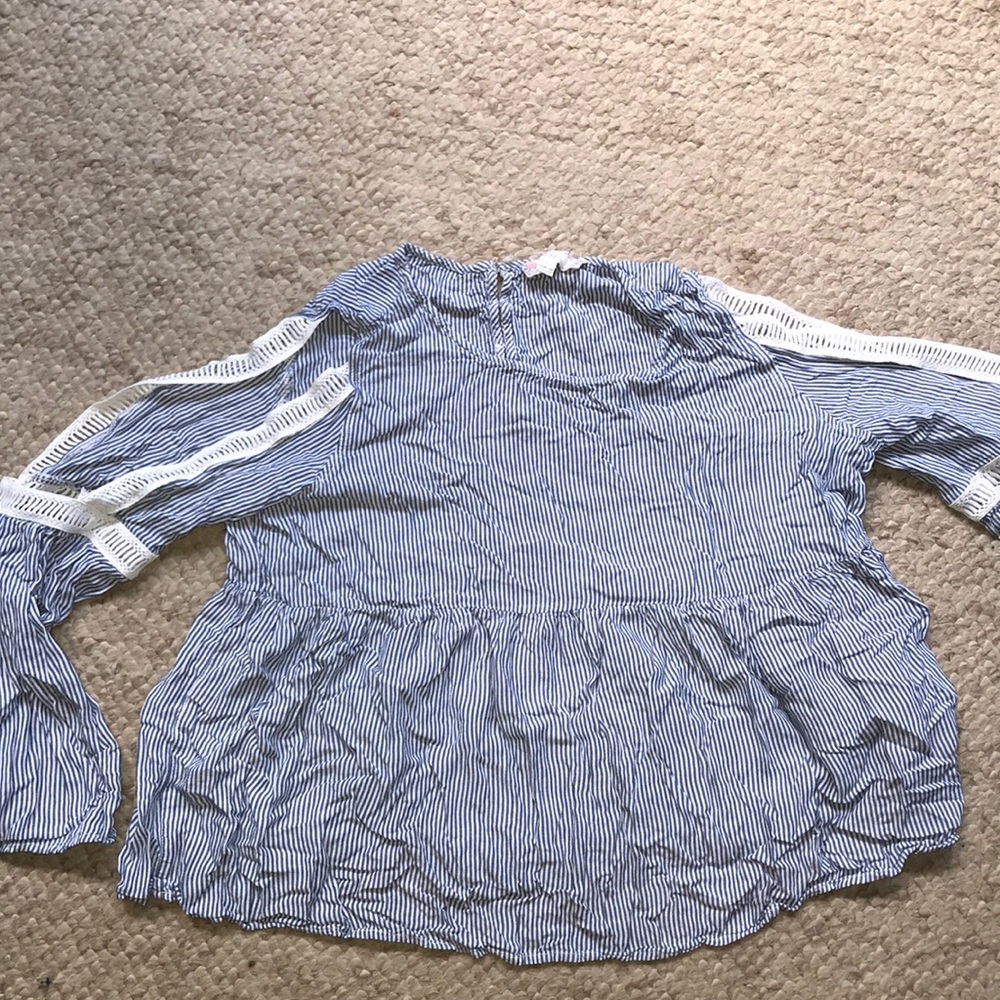 Cold Shoulder Long Sleeve Blouse